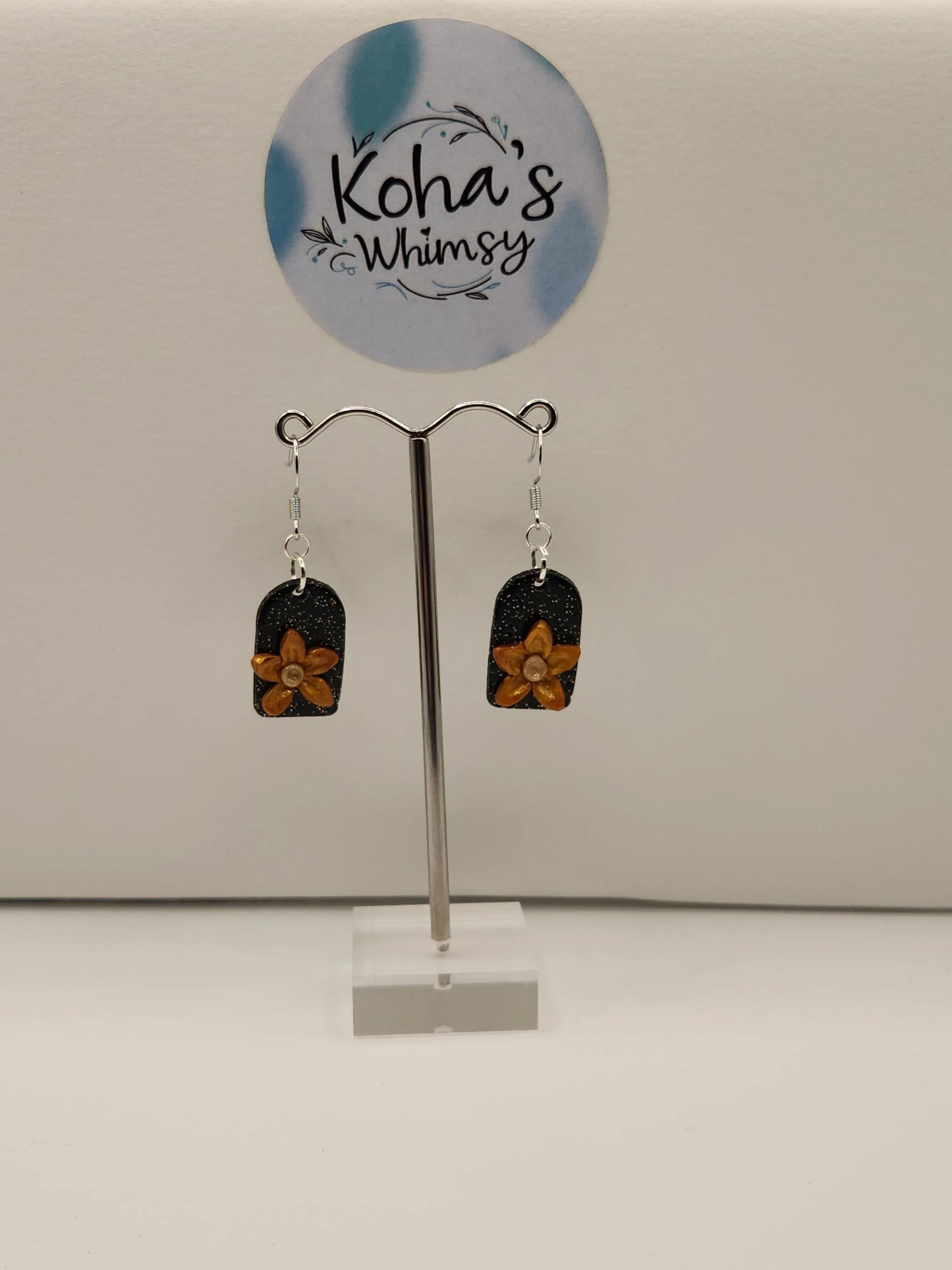 Handmade polymer clay Earrings - Golden Bloom Dangle Earrings