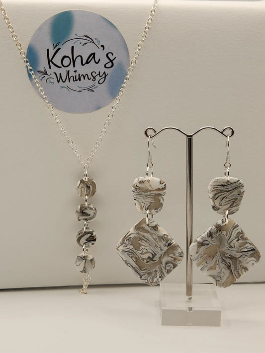 Handmade polymer clay Jewellery Set - Howlite Jewellery Set - Diamond Earrings & Circle Pendant