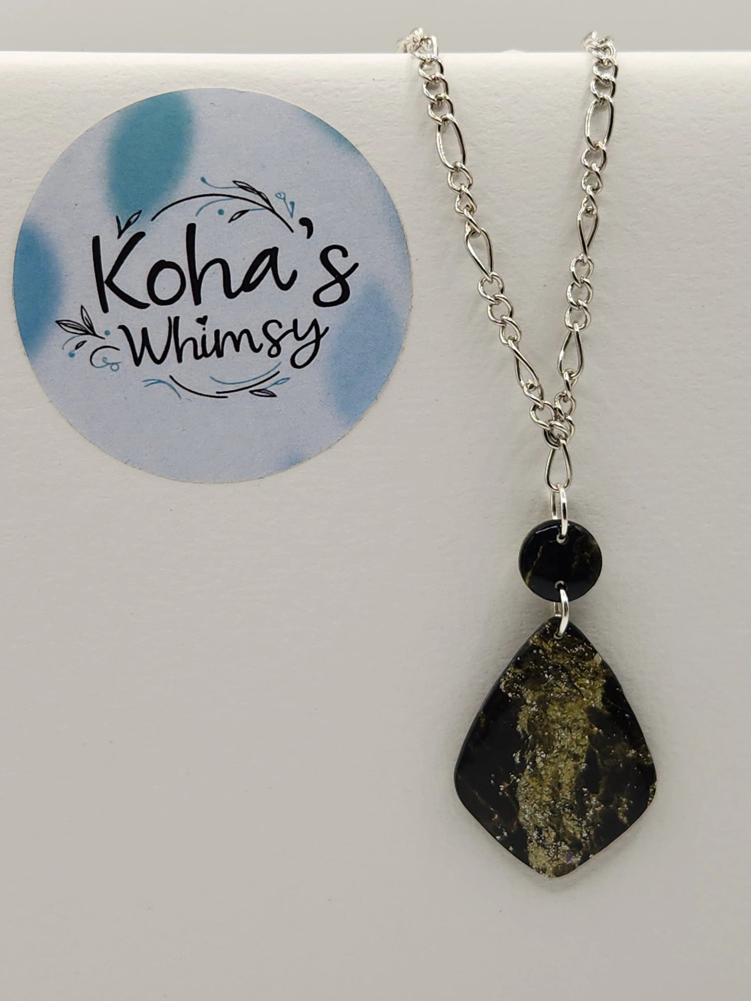 Black & Gold Howlite