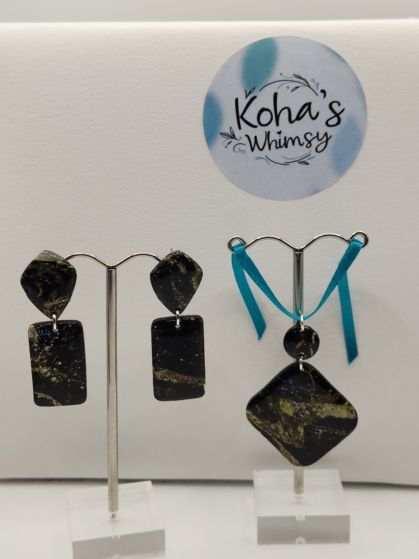 Black & Gold Howlite Jewellery Set