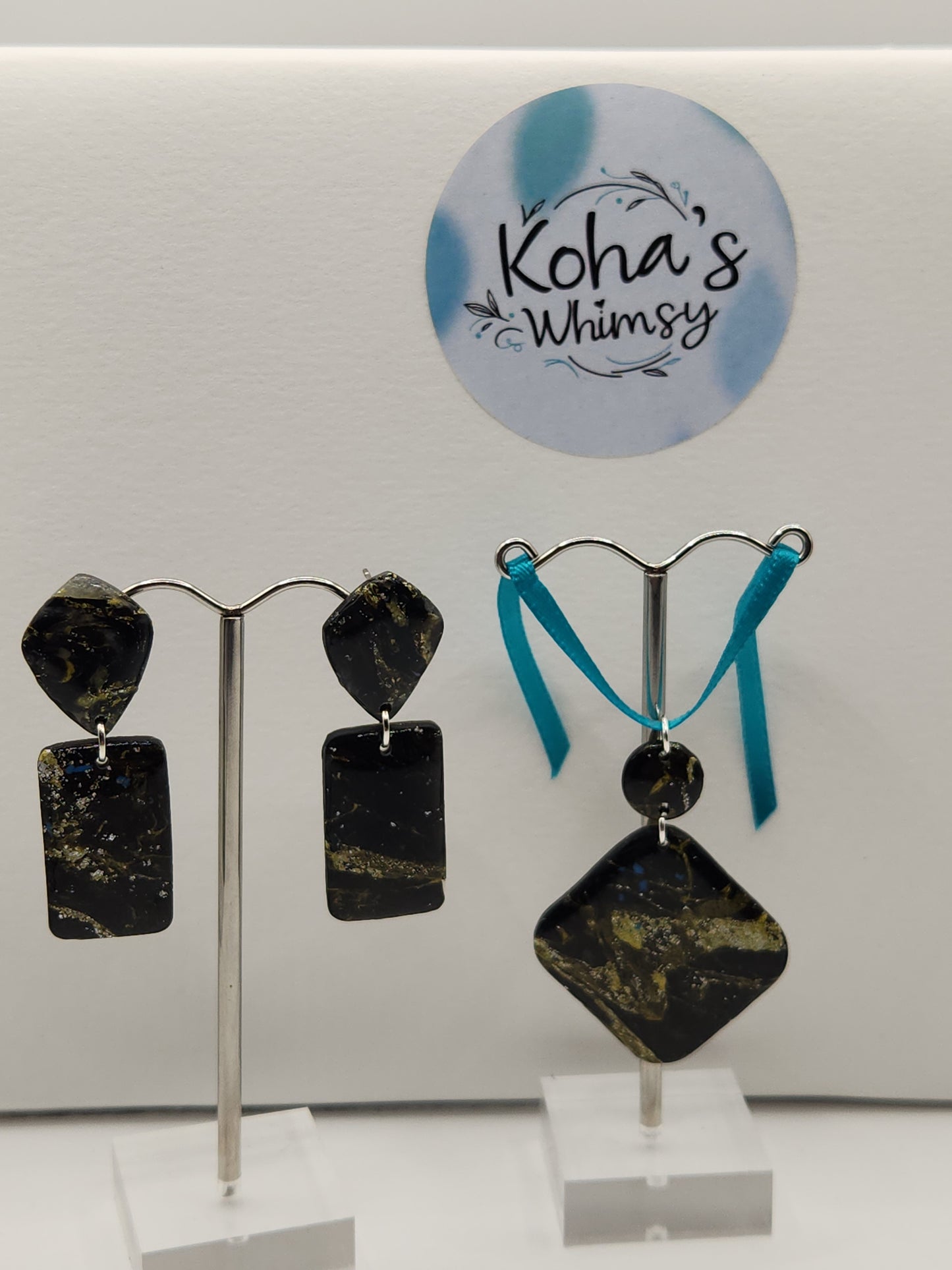 Black & Gold Howlite Jewellery Set