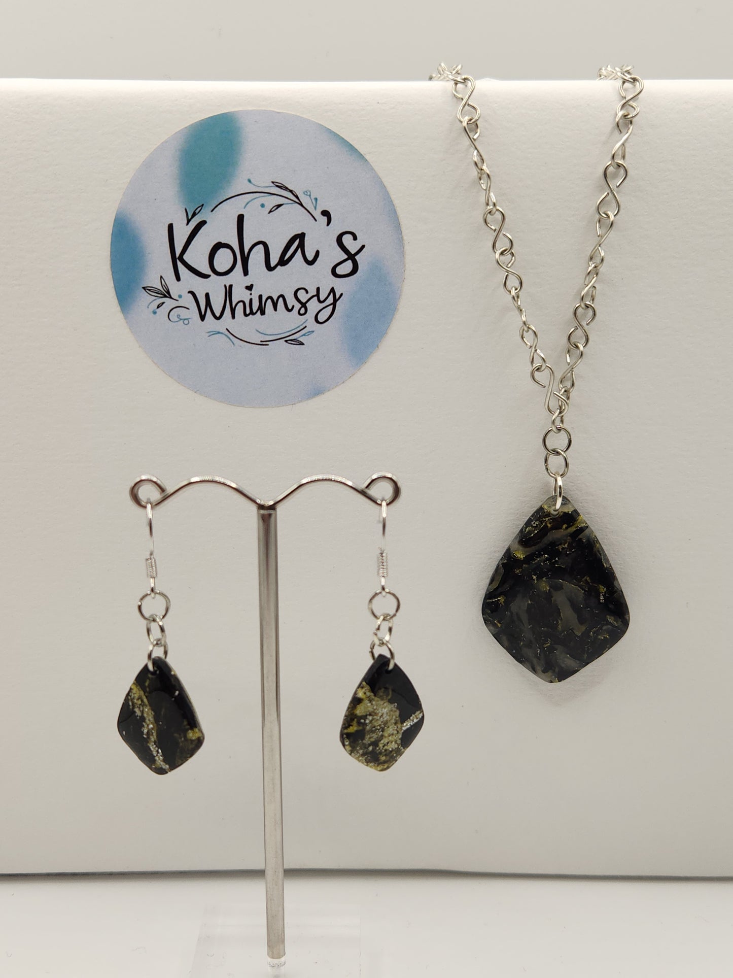 Black & Gold Howlite Jewellery Set