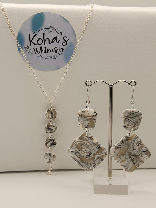 Howlite Jewellery Set - Diamond Earrings & Circle Pendant