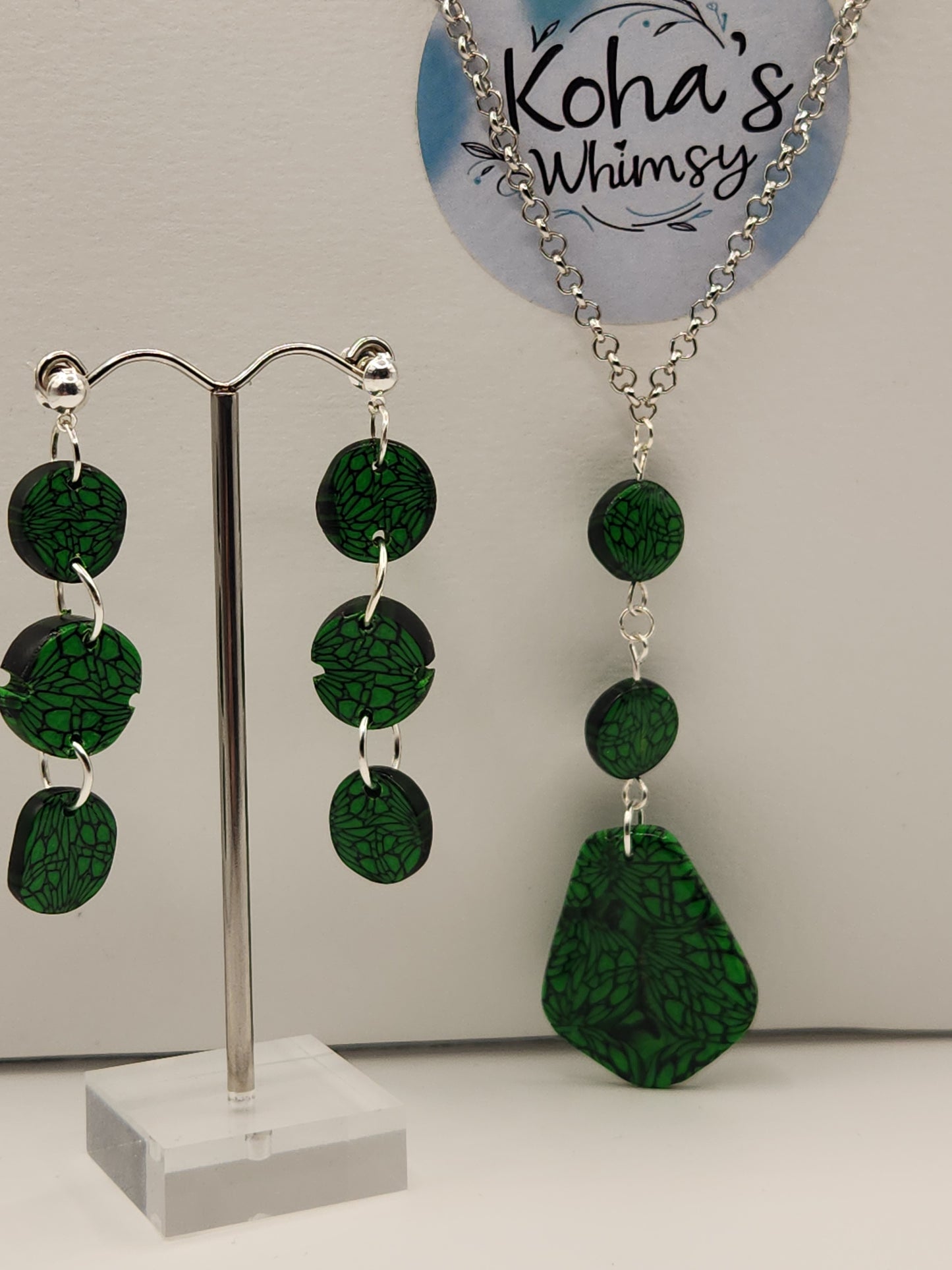 Emerald Bubble Jewellery Set - Circle Studs & Drop Pendant